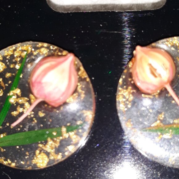 Floral Tulip Flower Glitter Stud Button Earrings on Gold leaf in Acrylic - Picture 4 of 5